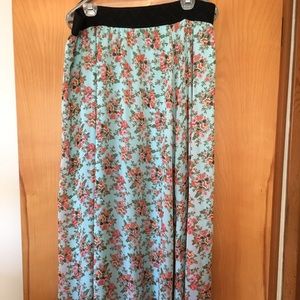 LuLaRoe Lucy